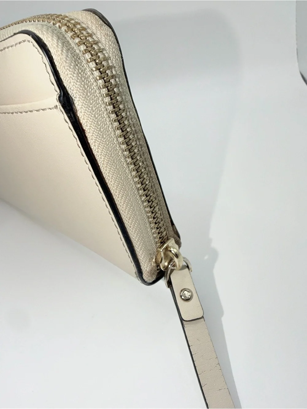 kate spade New York Cream Zip-Around Leather Wallet